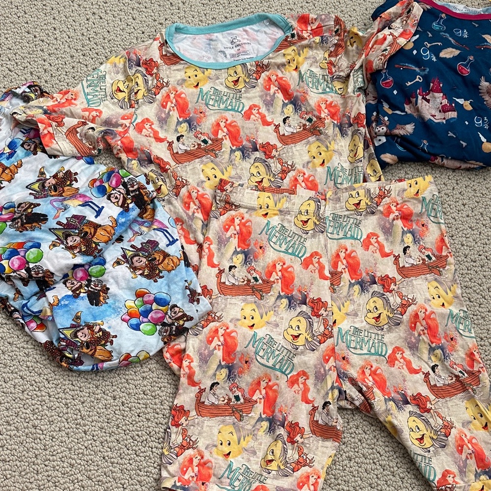 Kids Charlie’s Project Themed Short Pajamas Size 9/10